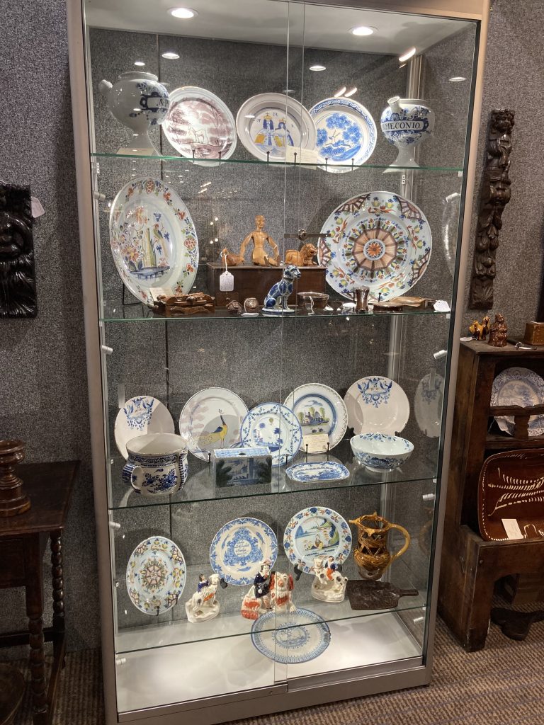 Dales Antiques Display